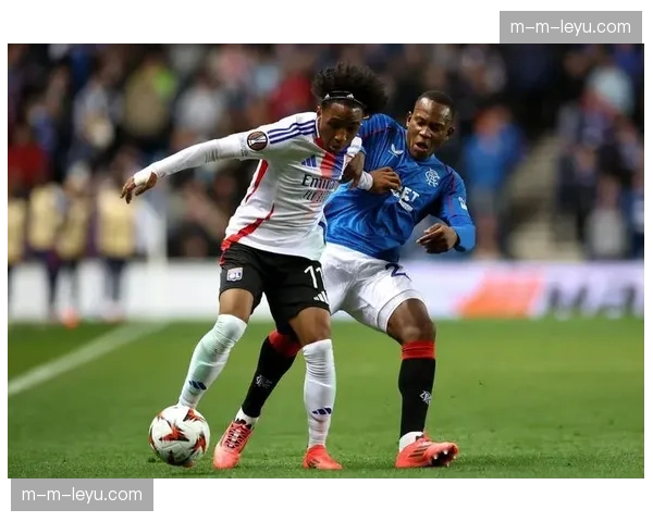 摩纳哥中场福法纳接受专访，谈及球队争夺欧联杯资格的雄心